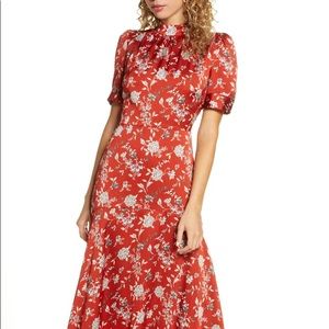 ISO Chelsea28 floral satin midi dress size SMALL